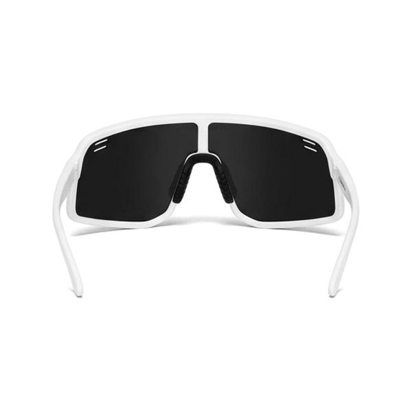 Cyclops - Black & White
